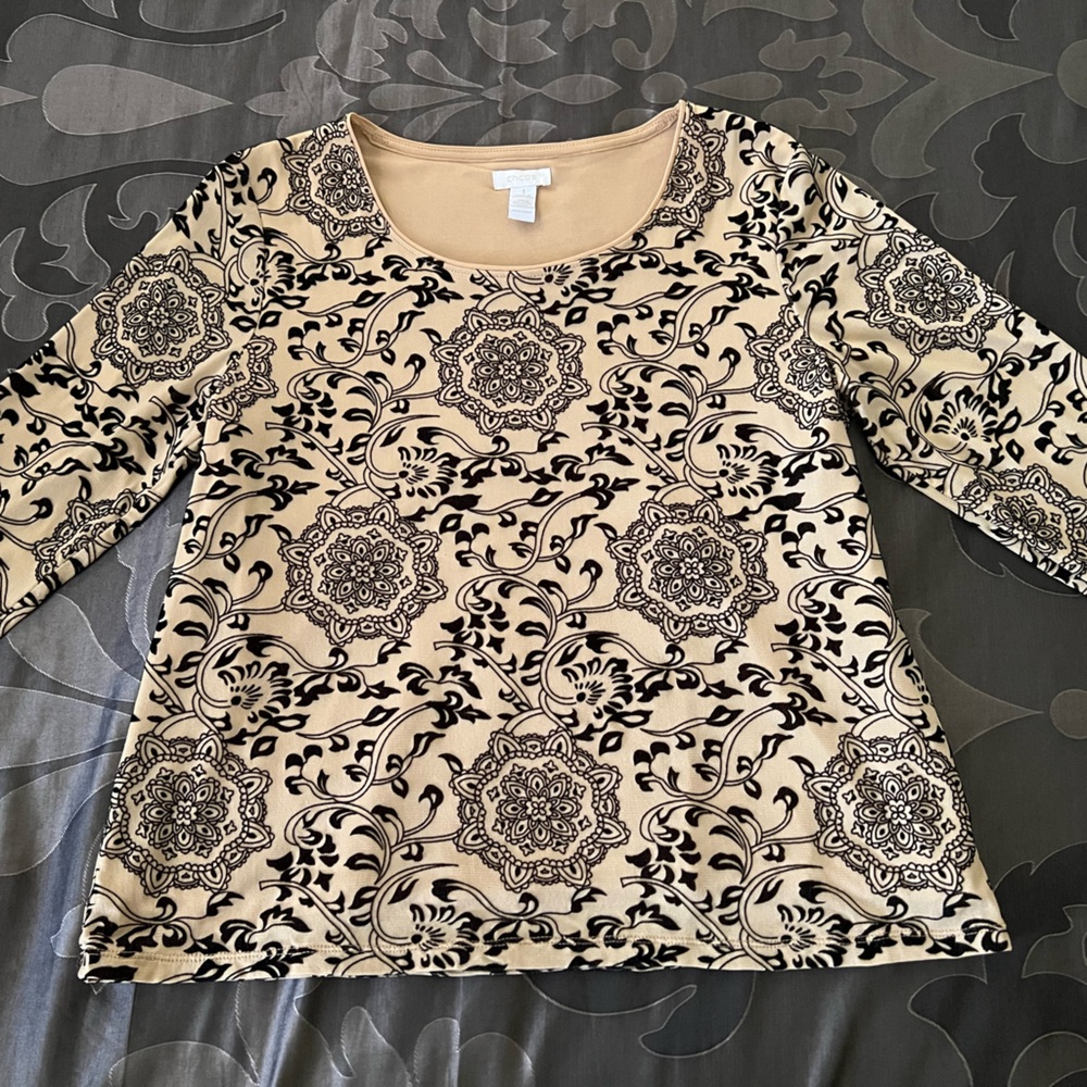 Chico's Black and Cream Floral Paisley 3/4 Sleeve Top Textured Pattern Size 1/M